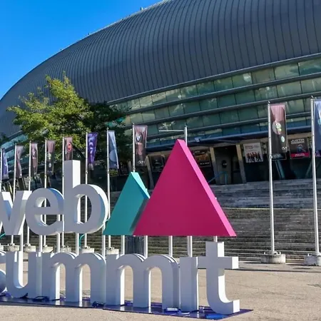 Airport And Bus Station Hotell