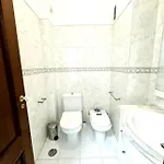 Airport And Bus Station Hotel *